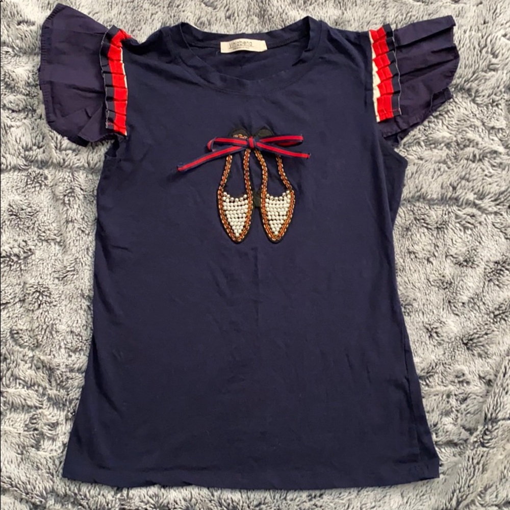 Ruffle sleeves top